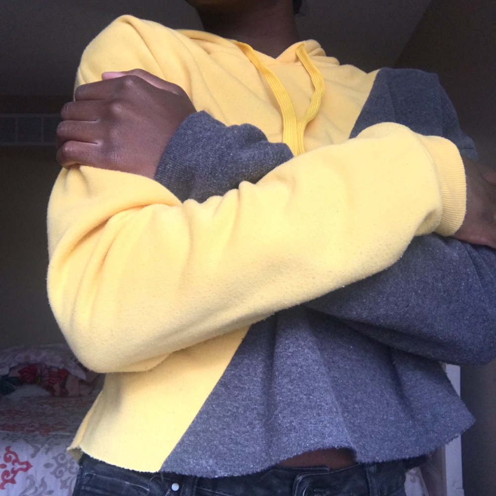 Cropped sweater